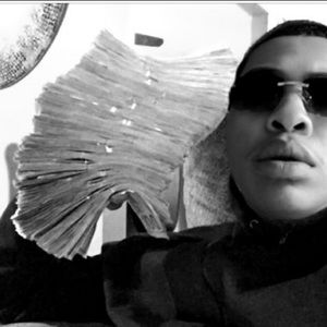 Meet your Posher, Bee